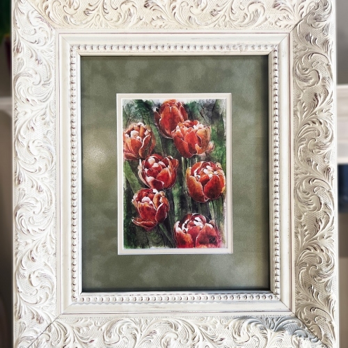 Wooden frame with velvet passepartout „Tulips”